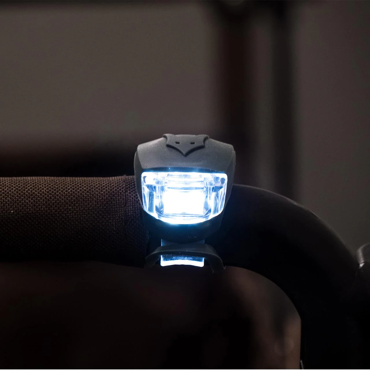 FUXTEC - Set de feu / phare LED chariot de transport pliable - Image 8