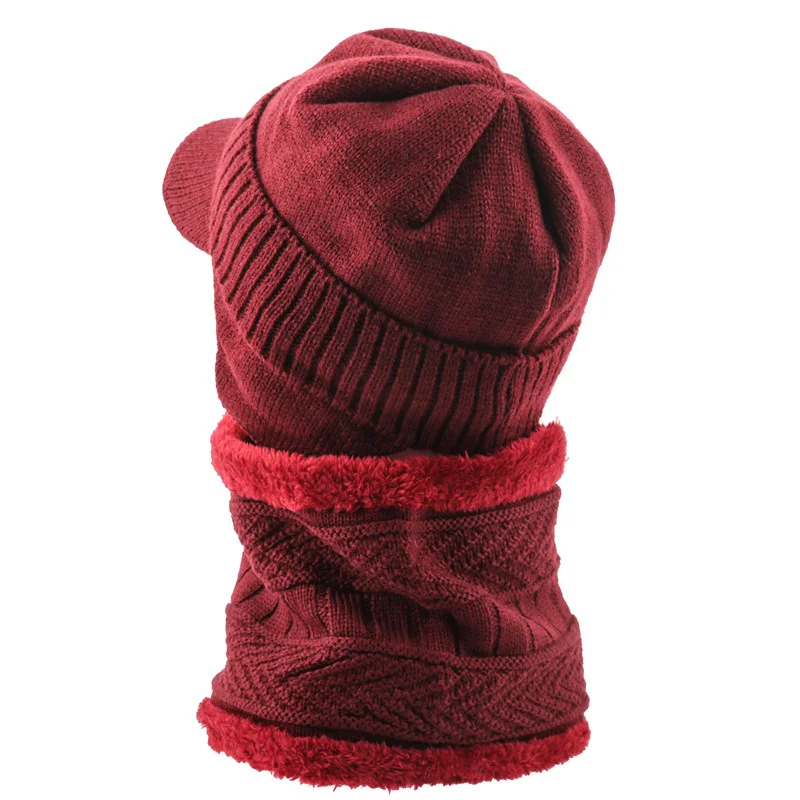 Burgundyhat scarf