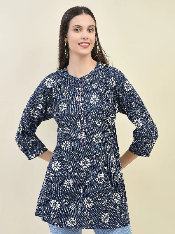 Women Liva Rayon Indigo Floral Print Tunic