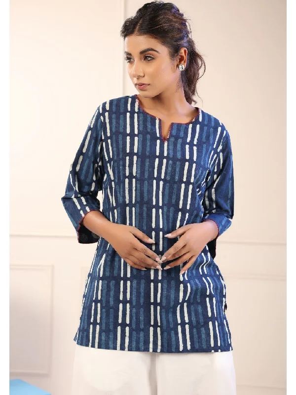 Ahilya Indigo Striped Straight Tunic Top